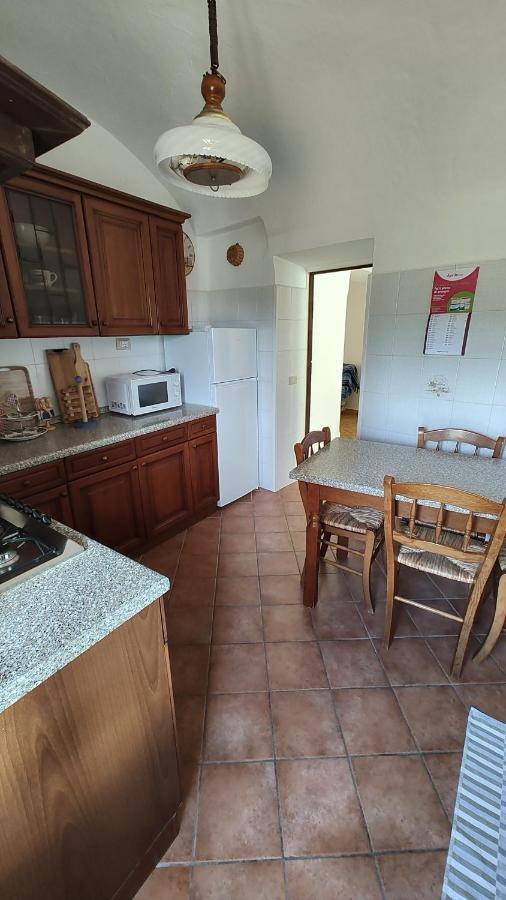 Countryhouse Traversa Du Furnu Imperia Exterior photo