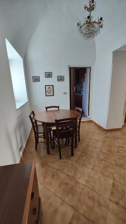 Countryhouse Traversa Du Furnu Imperia Exterior photo
